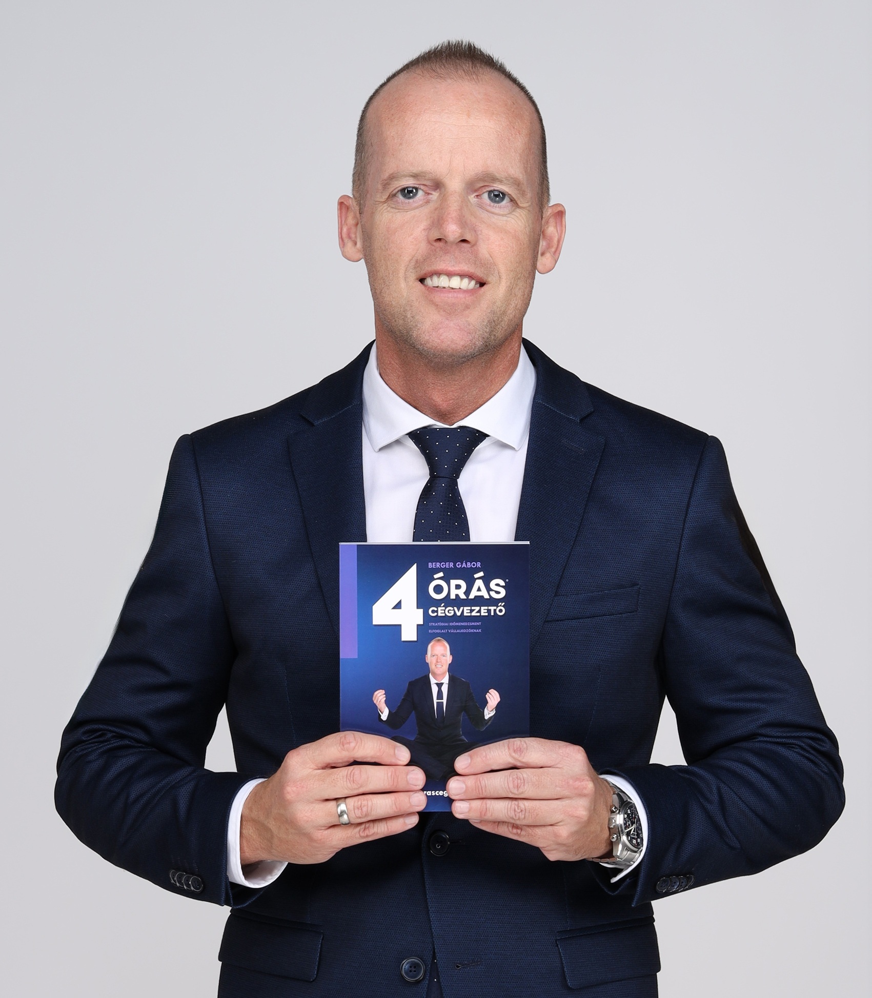 berger gábor közgazdász holisztikus cégvezető